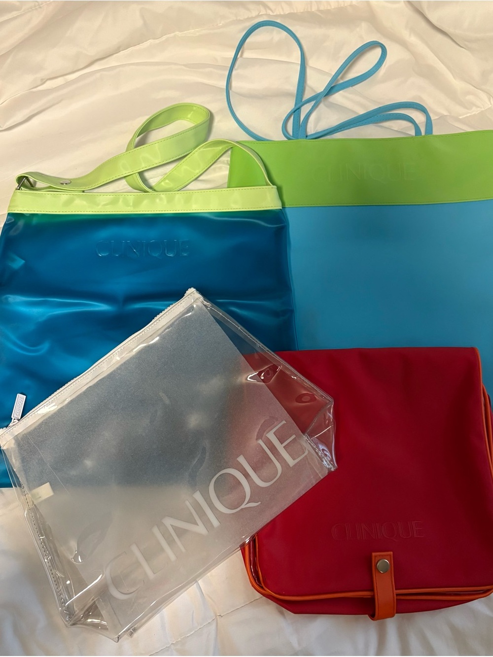 Clinique Bundle of 4 bags